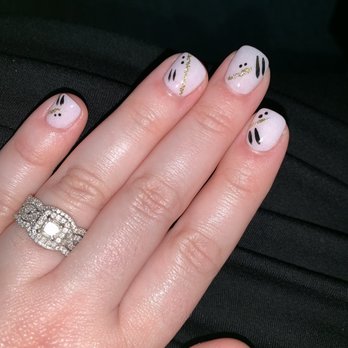 Lush Nail Spa - Nail Salons Near Me - Mount Prospect, Illinois