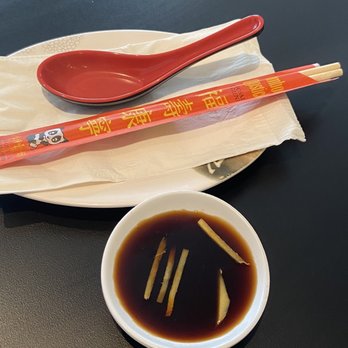 Dumpling King - Right when you sit down they set the table - Chinese Near Me - North Miami Beach, Florida Dumpling King - Right when you sit down they set the table - Chinese Near Me - North Miami Beach, Florida