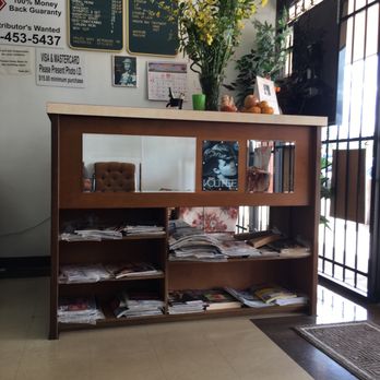 Kings beauty salon - Register, with magazines. - Hair Salons Near Me - Houston, Texas Kings beauty salon - Register, with magazines. - Hair Salons Near Me - Houston, Texas