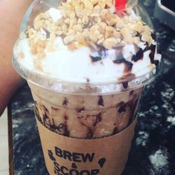 Brew & Scoop - Turtle Frappe