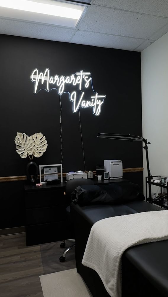 Margaret’s Vanity Logo