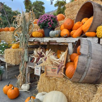 Horsting's Farm Market - Display - Farmers Market Near Me - Cache Creek, British Columbia