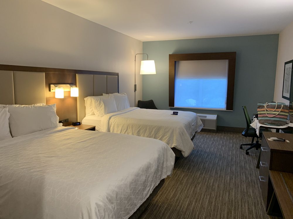 HOLIDAY INN EXPRESS & SUITES COLUMBUS NORTH Updated June 2024 17