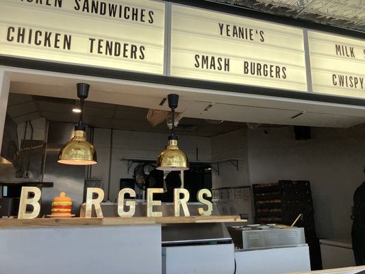 Yeanie's Burgers and Social by null