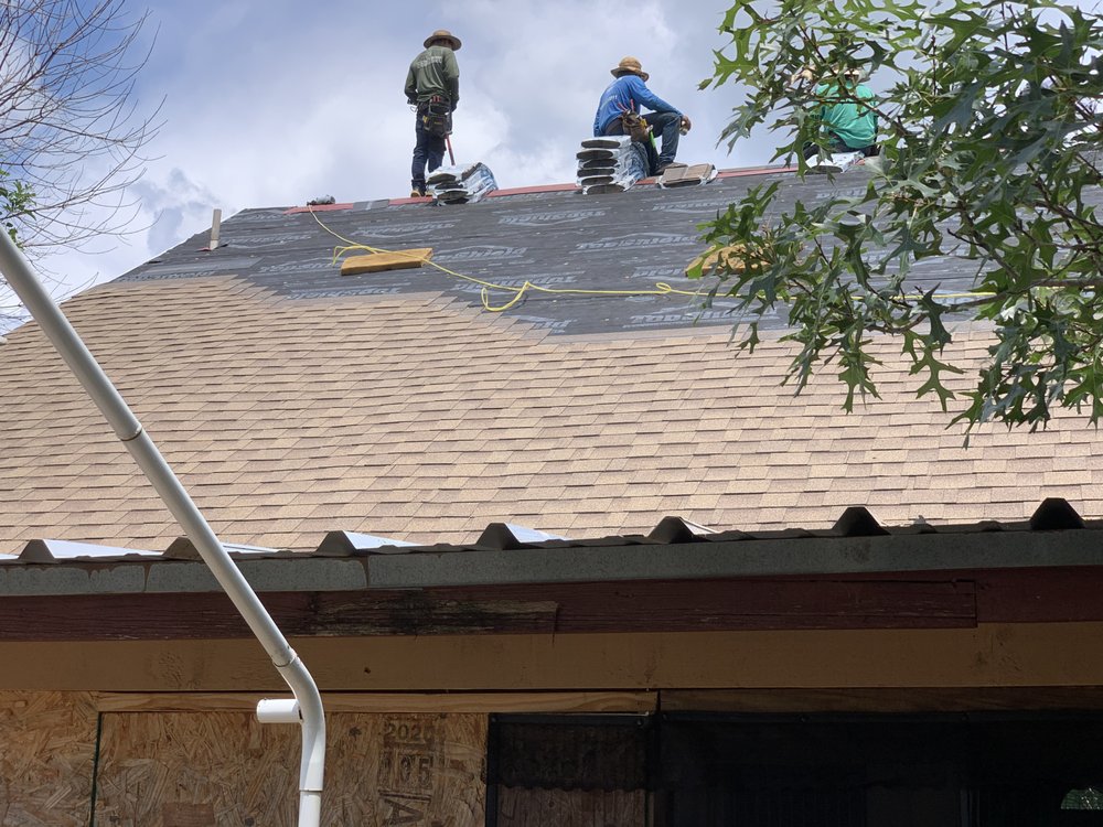 Slide of Salvador Roofing Services
