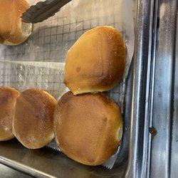 Bonnie Cafe - Rolls were the best part of our meal.