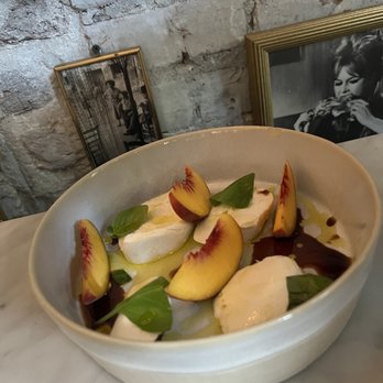 Prunella - Fresh mozzarella and peach - Italian Near Me - Philadelphia, Pennsylvania