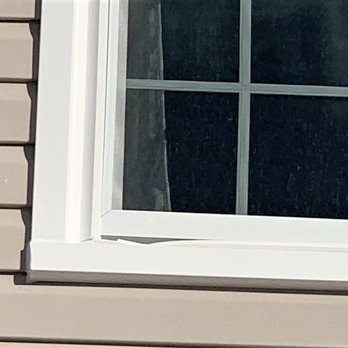 Window World of Washington DC - Damaged/Bent frame installed & not mentioned until I sent a picture to them - Windows Installation Near Me - Chantilly, Virginia