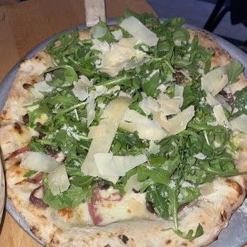 Fumo - funghi pizza - Pizza Near Me - New York, New York