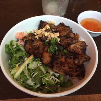 Pho Van Restaurant - Lemongrass chicken bun - Vietnamese Near Me - Portland, Oregon