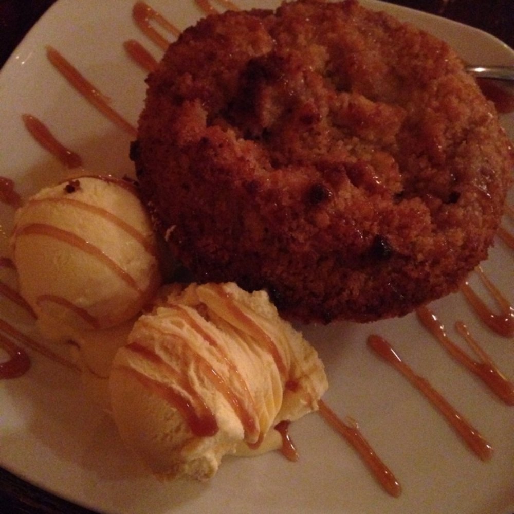 Pronto! - Caramel apple pie a la mode! - American Near Me - Royal Oak, Michigan