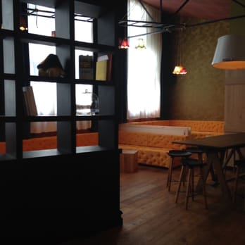 Atomic Rabbit - Vaste mais avec des lieux intmistes - Beer Bar Near Me - Lille, 59
