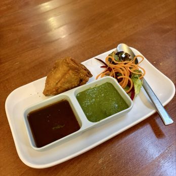 Himalayan Doko - Vegetable Samosa - Pakistani Near Me - Washington, DC, District of Columbia