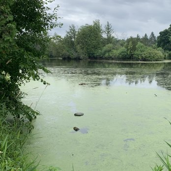 Greenfield Park - Parks Near Me - West Allis, Wisconsin