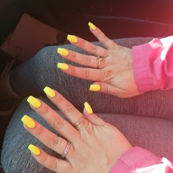Lucent Nails and Spa - Lindas amazing work! Matte neon yellow coffin nails♡ - Nail Salons Near Me - Marysville, Washington