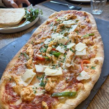 Woodstone Pizza and Wine - Rustic pulled chicken pizza - Pizza Near Me - Haarlem, New Hampshire