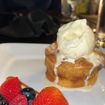 Perch - White Chocolate Bread Pudding - Lounges Near Me - Los Angeles, California Perch - White Chocolate Bread Pudding - Lounges Near Me - Los Angeles, California