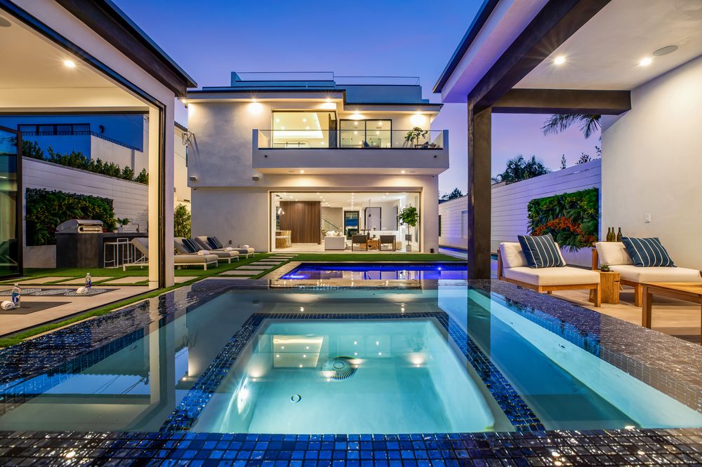 Slide of Elit Development