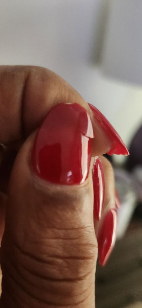 Anna's Nails Logo