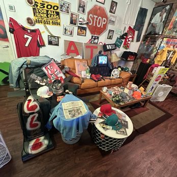 The Bando - More museum pictures - Chicken Wings Near Me - Atlanta, Georgia