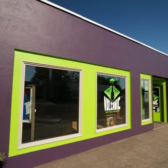 Volcanic Bottle Shoppe - the outside of the building - Bars Near Me - Hood River, Oregon