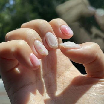 RuRu Nails - Moderate Nail Art Design - Nail Technicians Near Me - Los Angeles, California RuRu Nails - Moderate Nail Art Design - Nail Technicians Near Me - Los Angeles, California