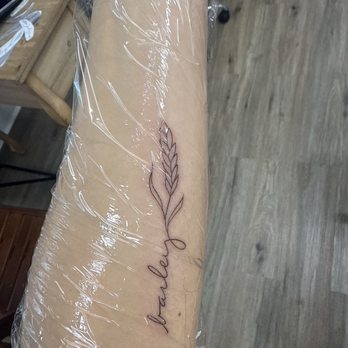 Phong Tattoo - Fresh tattoo - Piercing Near Me - Carmel, Indiana
