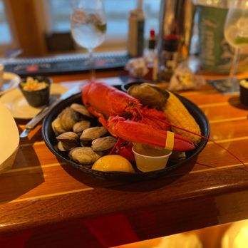 Robinson's Wharf - Maine Lobster - Seafood Near Me - Southport, Maine