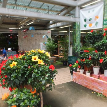 サカタのタネガーデンセンター横浜 31 Photos Nurseries Gardening 神奈川区桐畑2 横浜市 神奈川県 Japan Hours Phone Number Yelp