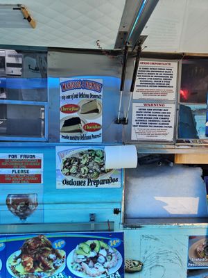 Mariscos 4 Vientos by null