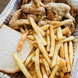 Big Sharks Fish Chicken and More - 12 Piece wing