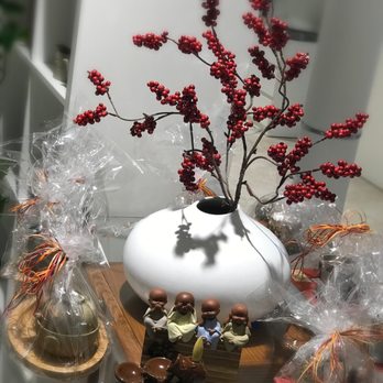 Yun Nan - Tea Rooms Near Me - Luzern, LU Yun Nan - Tea Rooms Near Me - Luzern, LU