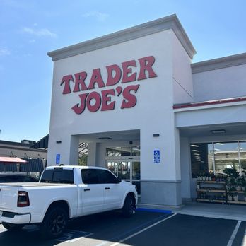 Trader Joe's - Front entrance - Grocery Near Me - Northridge, California