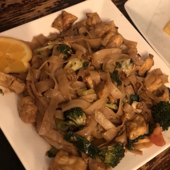 Spice & Dice - N2. Drunken Noodle - Thai Near Me - Towson, Maryland