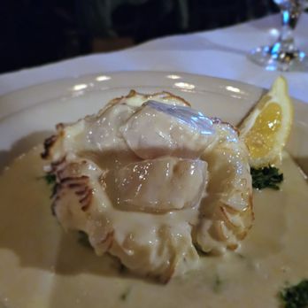 Tornado Steak House - Scallops with creamy wine sauce and mashed potatoes - Steakhouses Near Me - Madison, Wisconsin