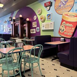 Wells' Blue Bunny Quality Dairy Foods - More places to sit