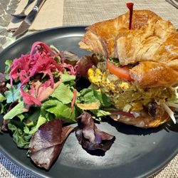 Sol Food Market & Cafe - Taj Mahal