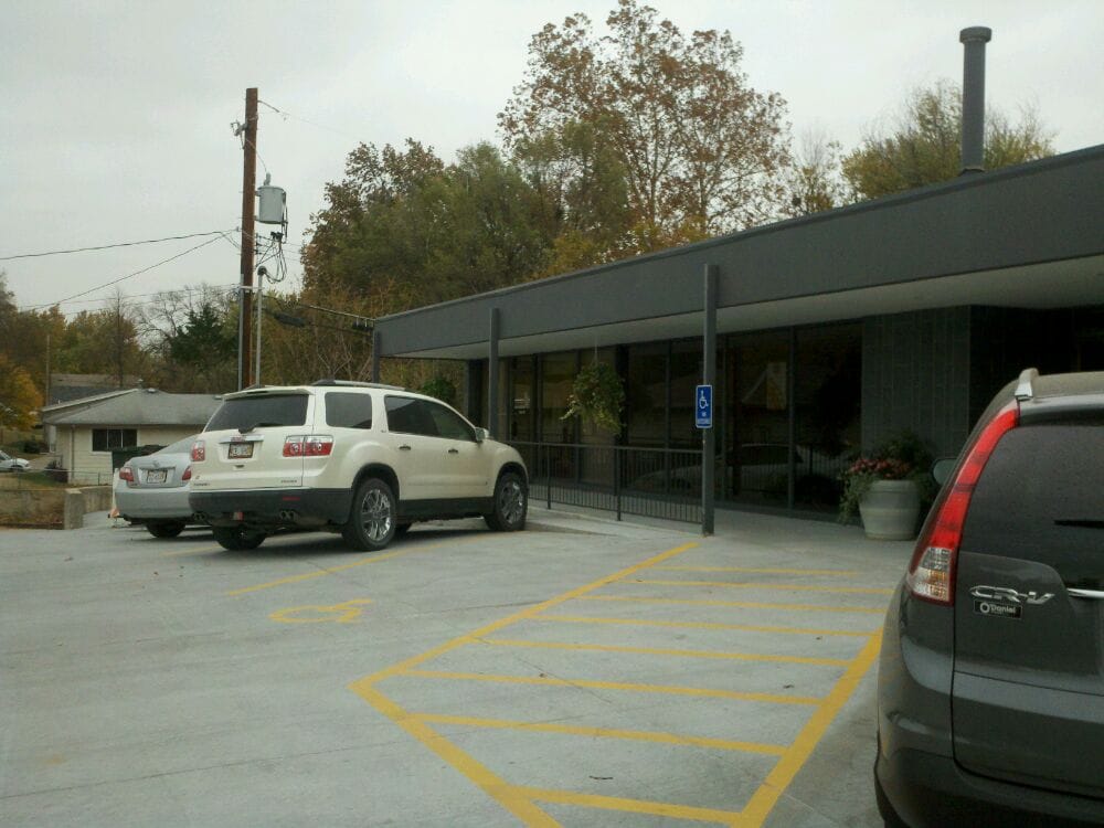 HAIR GRAPHICS Updated October 2024 2120 S 56th St, Lincoln