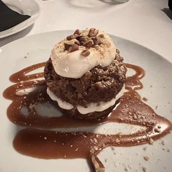 MA'S Italian Kitchen - Carrot cake - Italian Near Me - Burbank, California MA'S Italian Kitchen - Carrot cake - Italian Near Me - Burbank, California