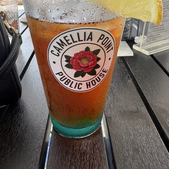 Camellia Point - Peach tea (alcoholic) - Cocktail Bars Near Me - Slidell, Louisiana
