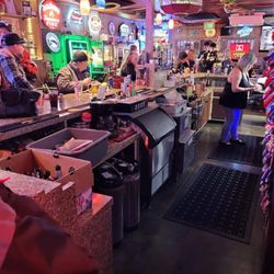 Hollywood Tavern