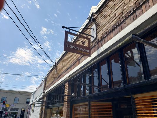 3 Doors Down Cafe & Lounge