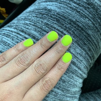 Lovely Nail - Nail Salons Near Me - Oxon Hill, Maryland