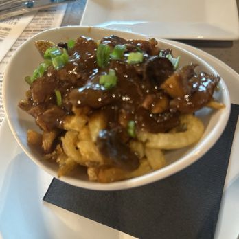 Water Oak Grill - Short rib fries - Seafood Near Me - Safety Harbor, Florida Water Oak Grill - Short rib fries - Seafood Near Me - Safety Harbor, Florida