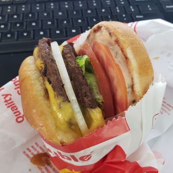 In-N-Out Burger - Burgers Near Me - Lone Tree, Colorado
