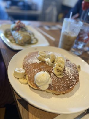 Broken Yolk Cafe by null