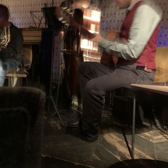 La Ménagère - Jazz musicians - Cocktail Bars Near Me - Florence, FI