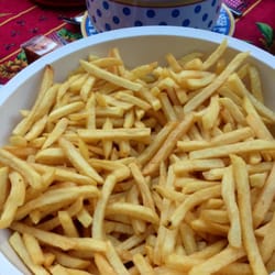 Vluyner Grill - Fries for 8 people.