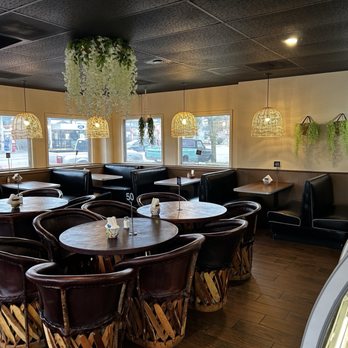 Chela's Birria Tacos - Main dining area - Tacos Near Me - Whiting, Indiana