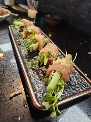 Sushi Aria by null